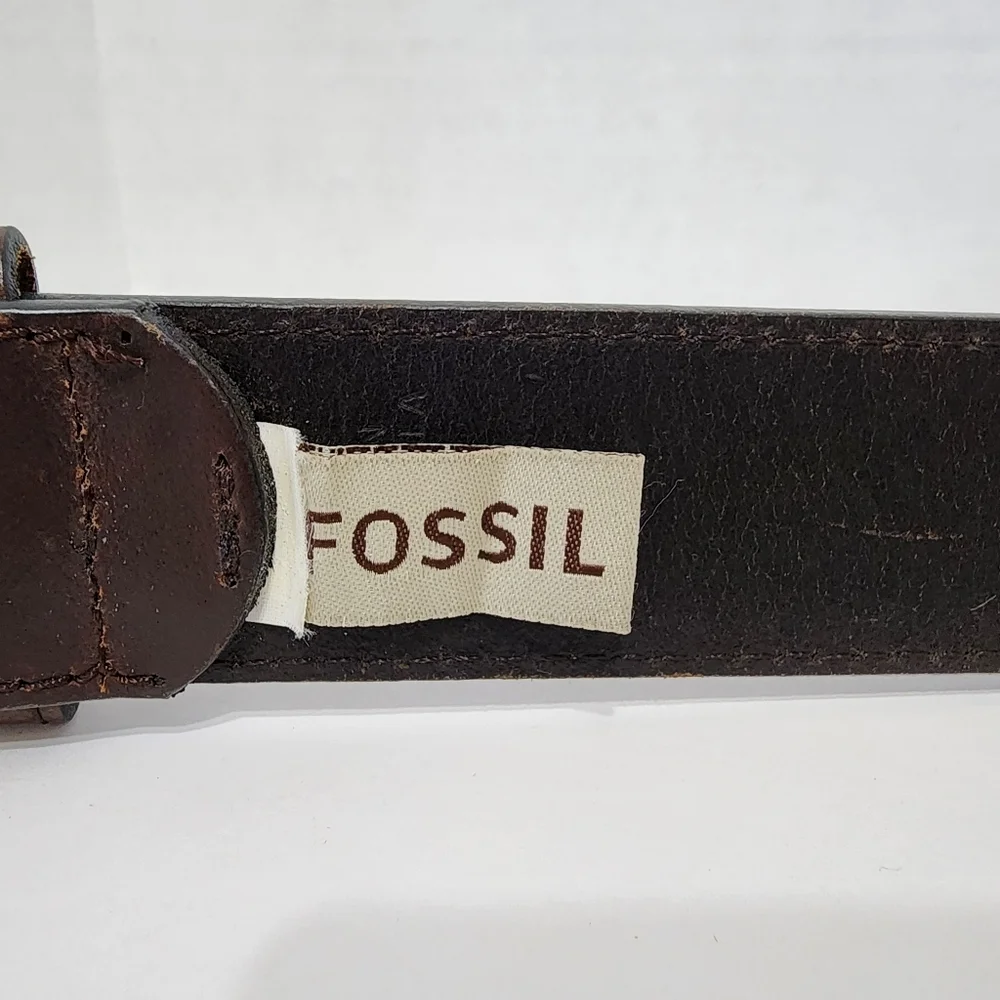 Fossil Brown Genuine Leather Belt Silver Buckle Size 100/40